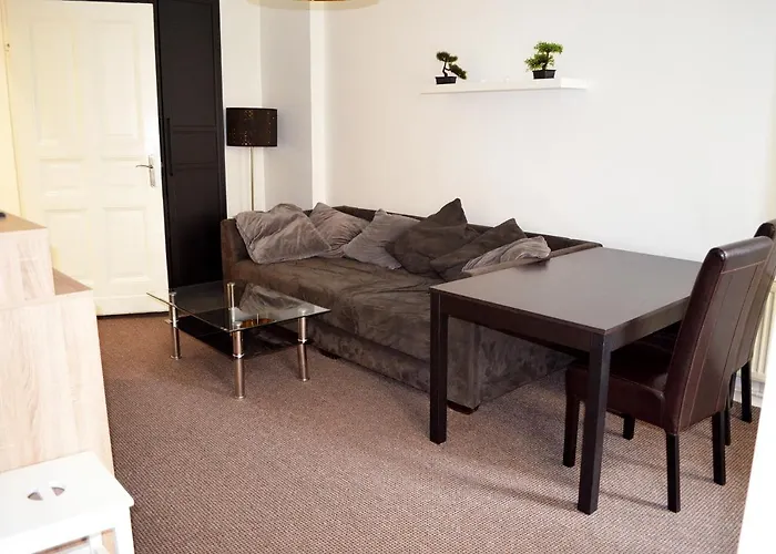 Apartament Fuer Familien, Freunde Oder Groessere Gruppen Bis Zu 8 Personen In Der Naehe Des Berliner Hauptbahnhofs *