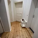 Fuer Familien, Freunde Oder Groessere Gruppen Bis Zu 8 Personen In Der Naehe Des Berliner Hauptbahnhofs Berlin