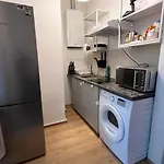 Fuer Familien, Freunde Oder Groessere Gruppen Bis Zu 8 Personen In Der Naehe Des Berliner Hauptbahnhofs Berlin