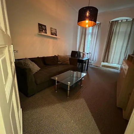 Apartment Hauptbahnhof: Family-friendly Group For 8 Berlin