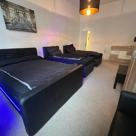 Hauptbahnhof: Family-friendly Group For 8 Apartment Berlin