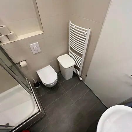 Apartment Hauptbahnhof: Family-friendly Group For 8 *